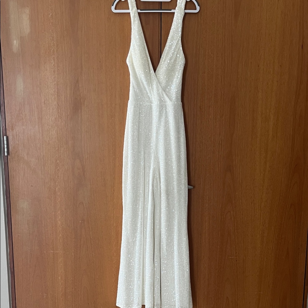 Elegant Pearl Sequined Sleeveless Jumpsuit